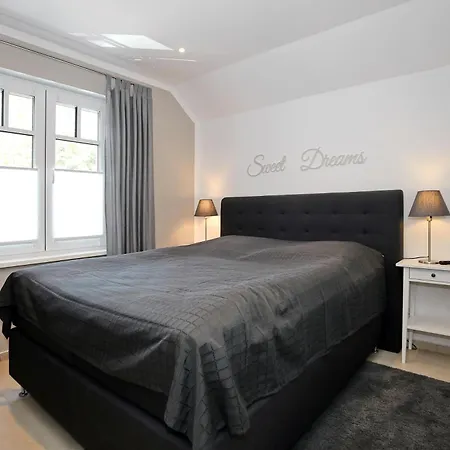 Haus Am Wald Apartment