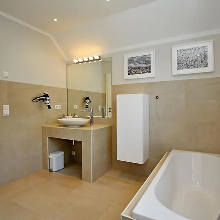 Haus Am Wald Apartment